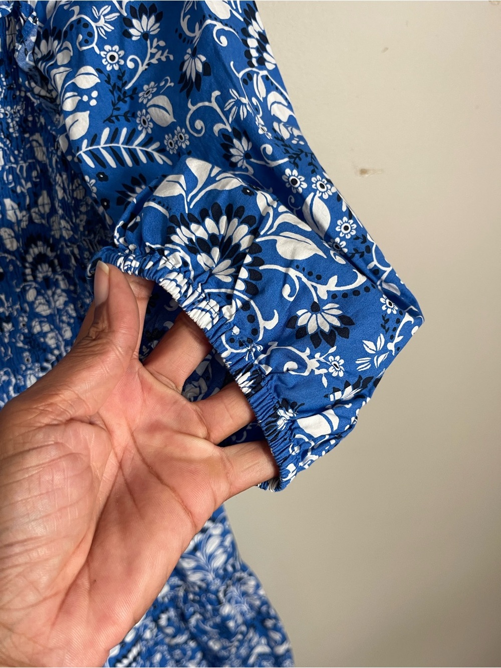 SUGARLIPS Blue Floral Smocked V-Neck Maxi Dress Sz 2X - Picture 6 of 9